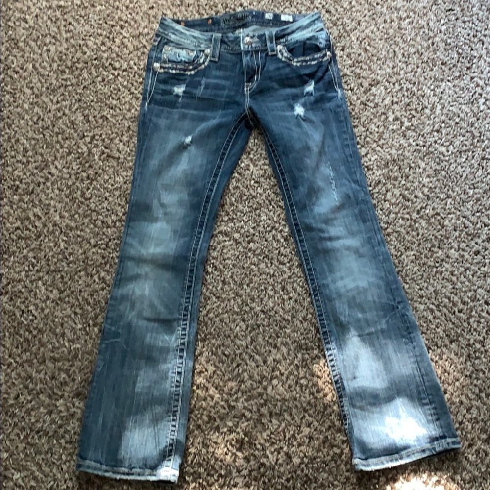 Miss Me Jeans. Size 28 31 inseam.